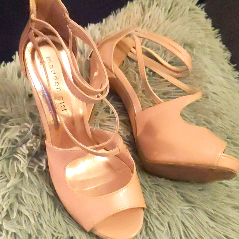 Steve Madden heels - Picture 1 of 2